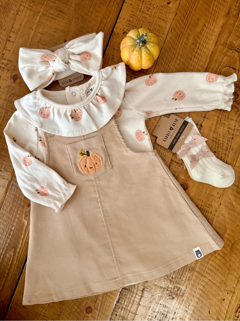 Fall baby girl outfit organic cotton corduroy  jumper pumpkin bodysuit 6-9 month